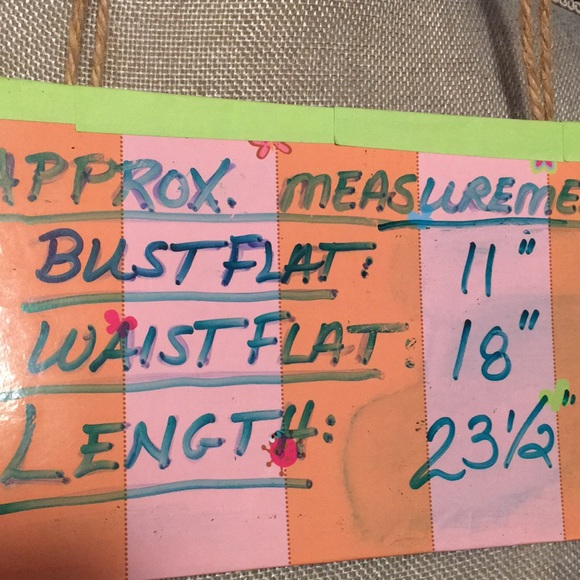 BOHO BUTTERFLY SLEEVE TOP - Picture 7 of 7